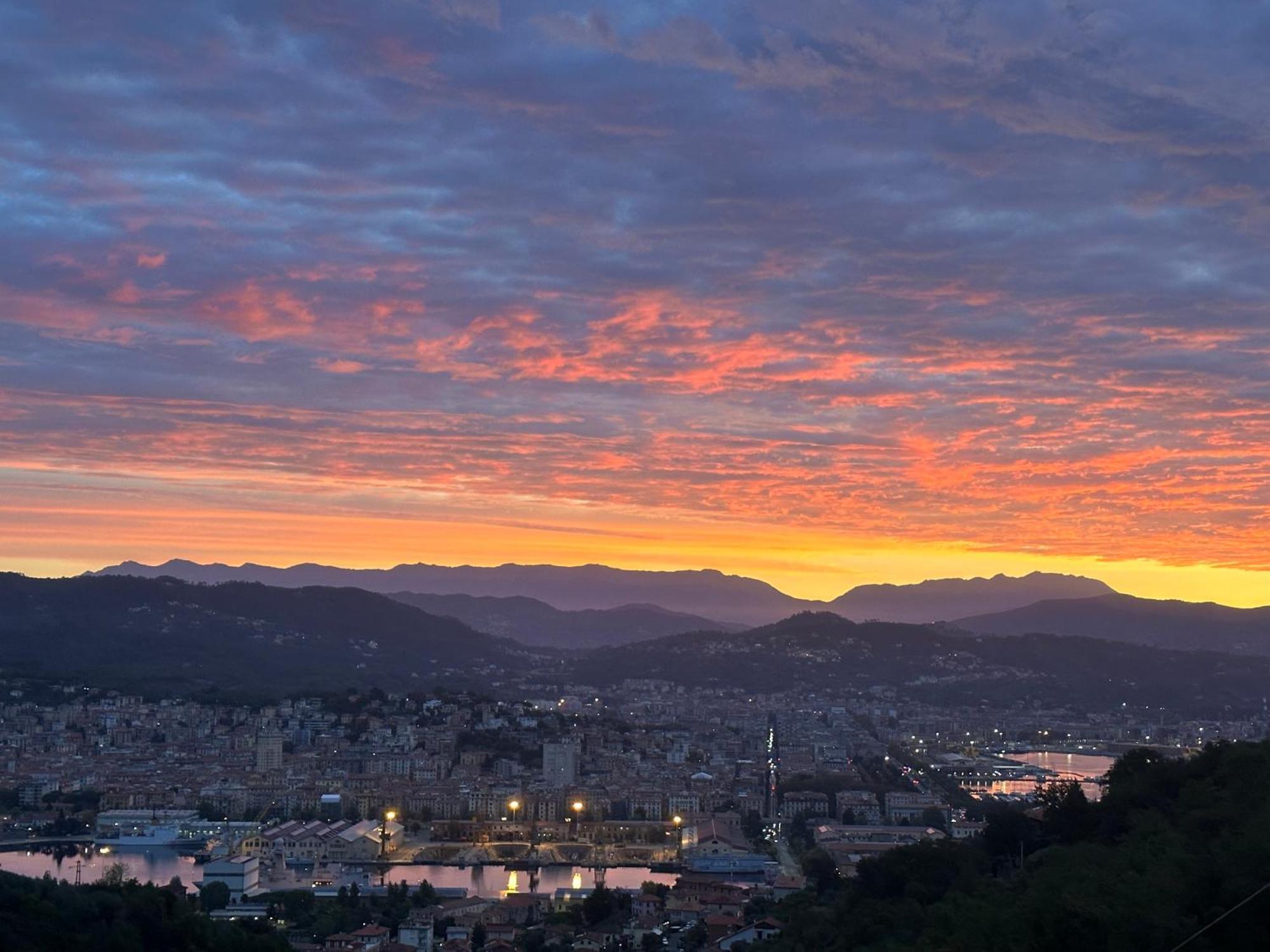Affittacamere Via Prione لا سبيتسْيا المظهر الخارجي الصورة